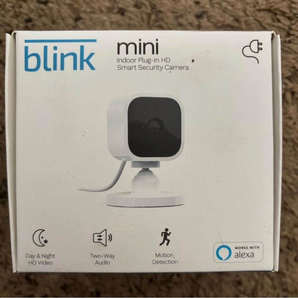 NWT Blink mini